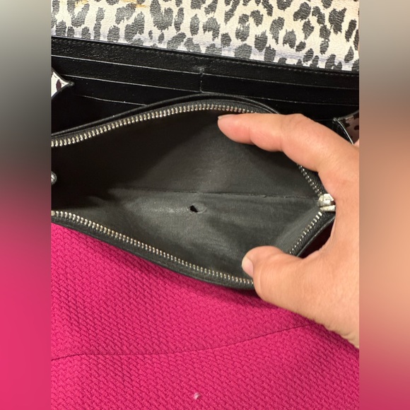 Authentic YSL Saint Laurent Cheetah wallet - Picture 10 of 12